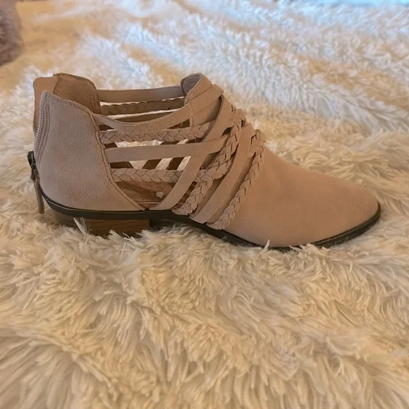 Nordstrom’s Caslon Booties - Suede - Picture 5 of 8